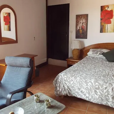 La Sala De Jardin - The Garden Room شقة *